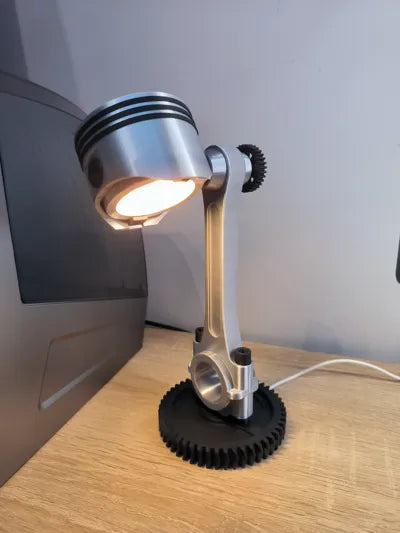 Pistone desk lamp