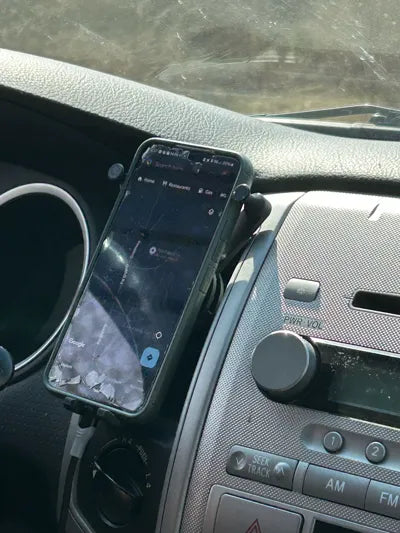 CAR VENT PHONE HOLDER