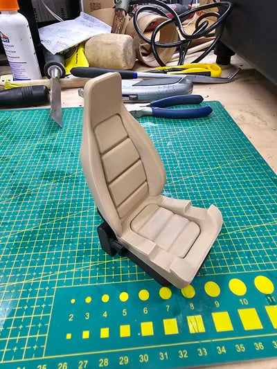 SPORT CAR SEAT PHONE HOLDER